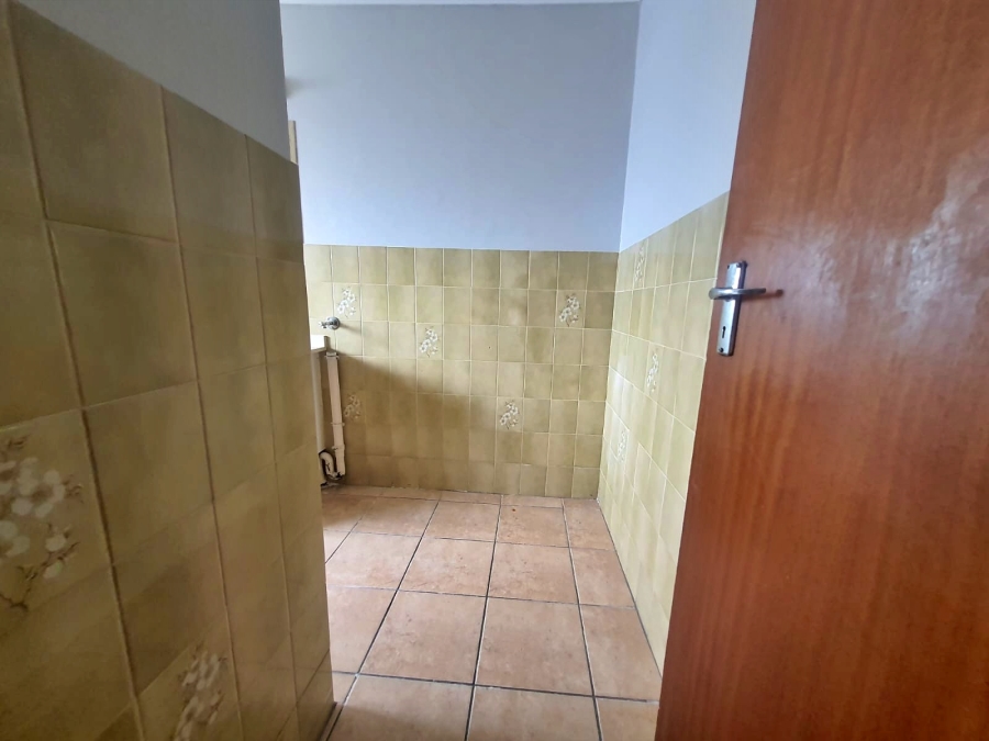 2 Bedroom Property for Sale in Potchefstroom North West